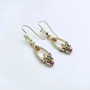 Dangle drop earrings